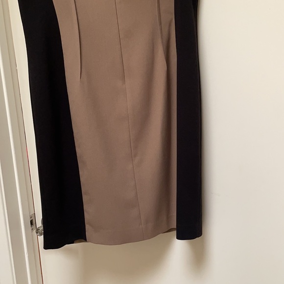 Dress - Picture 5 of 6